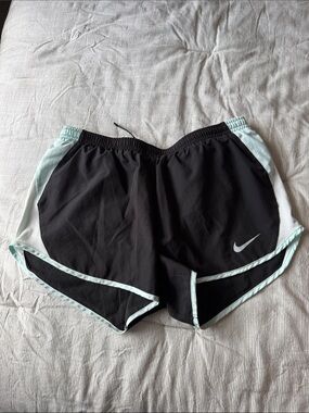 Nike Women’s Black Running Shorts with Mint Trim